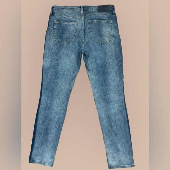 H&M Women’s Jeans - Size 10 - Picture 3 of 4